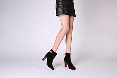 漫改游戏《五等分的花嫁 回忆 VR ~五月~》 现已在Steam发售